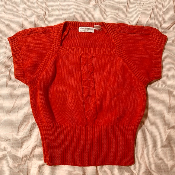 Liz Claiborne Tops - VINTAGE Liz Claiborne red knit cropped sweater